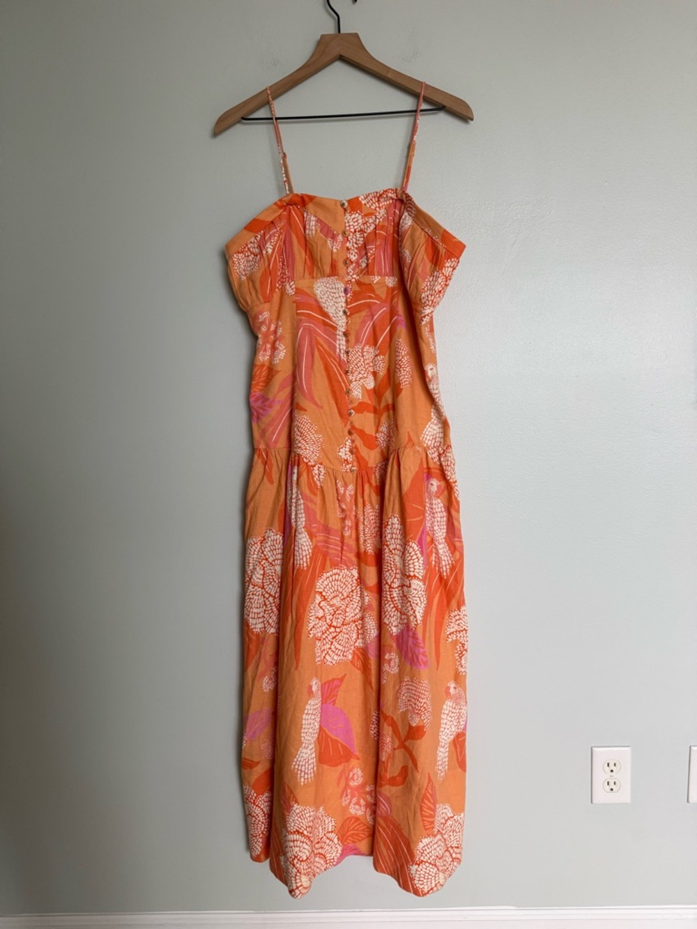 Farm Rio x Anthropologie Linen Blend Strapless
Drop-Waist Maxi Dress in Aurora - Picture 5 of 12